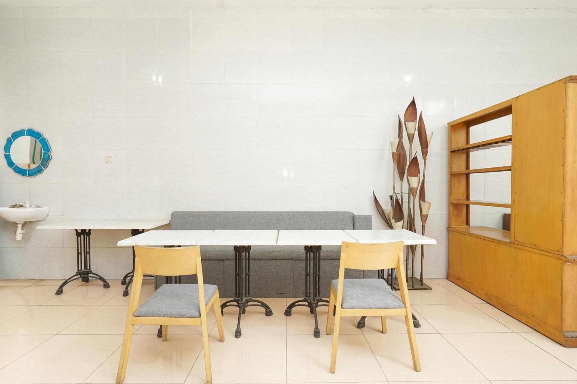 Oyo 425 Mojokerto Guesthouse المظهر الخارجي الصورة